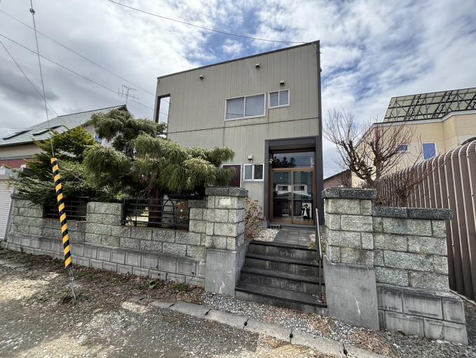 北海道岩見沢市緑が丘２丁目76-39 JR函館本線(小樽～旭川)[岩見沢]の売買中古一戸建物件詳細はこちら