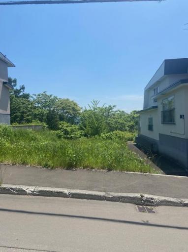 北海道札幌市南区川沿一条４丁目1716番31 の売買土地物件詳細はこちら
